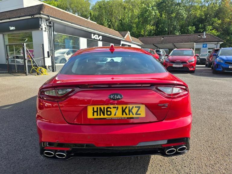 Kia Stinger 3.3 T-gdi Gt S Red #4