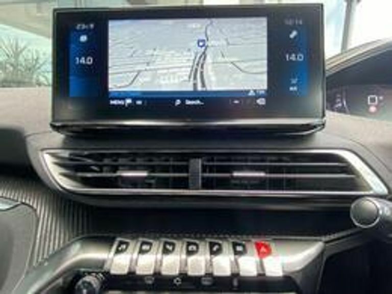 Peugeot 3008 1.2 Puretech Allure Premium Eat Euro 6 Ss Red #2