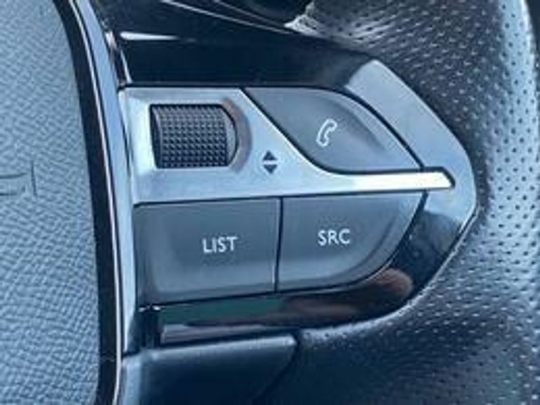 Peugeot 2008 1.2 Puretech 130 Allure Eat8 Red #22
