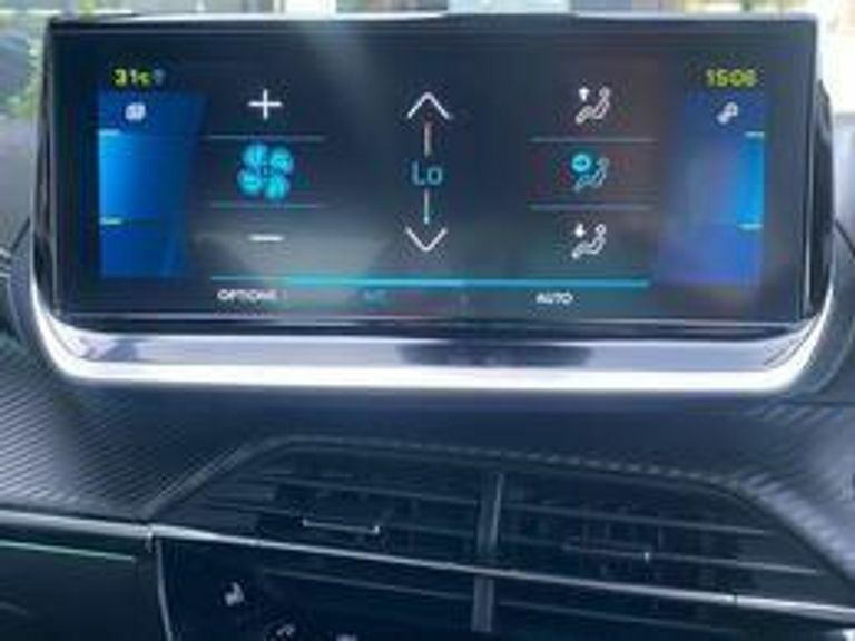 Peugeot 2008 1.2 Puretech 130 Allure Eat8 Red #10