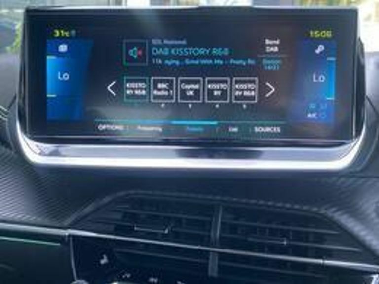 Peugeot 2008 1.2 Puretech 130 Allure Eat8 Red #9