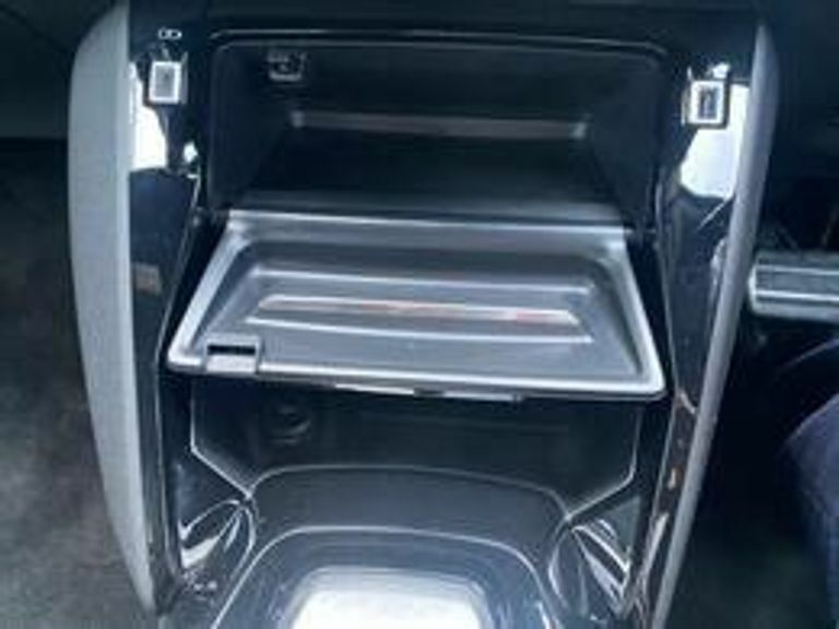 Peugeot 2008 1.2 Puretech 130 Allure Eat8 Red #15