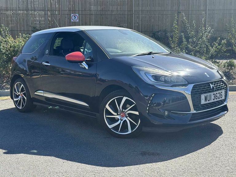 DS DS 3 1.6 Bluehdi Ines De La Fressange Black