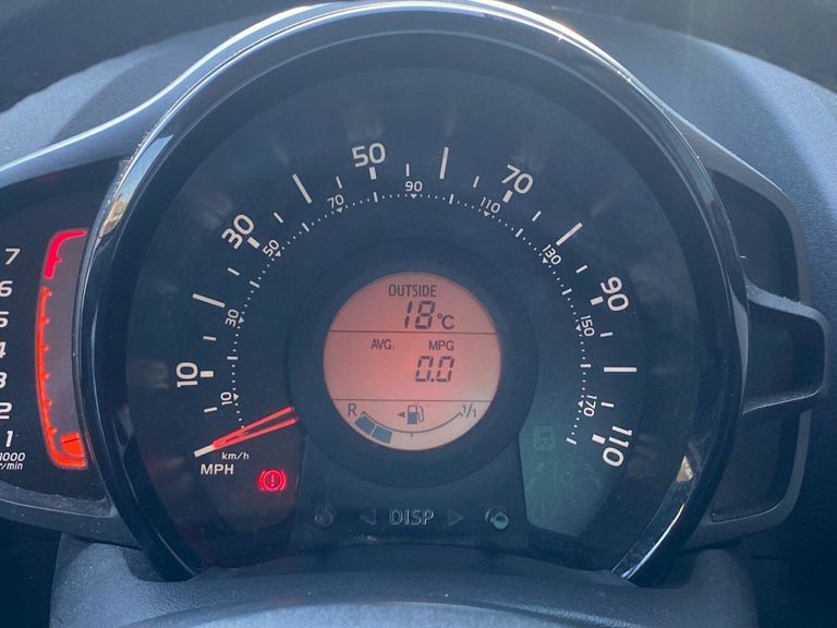 Citroen C1 1.0 Feel 1 Private Owner Only 14000 Miles Silver #9