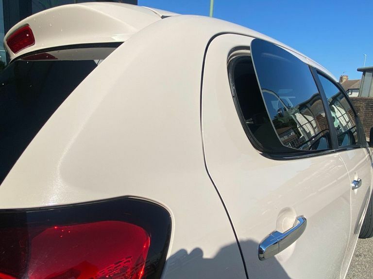 Citroen C1 1.0 Feel 1 Private Owner Only 14000 Miles Silver #36