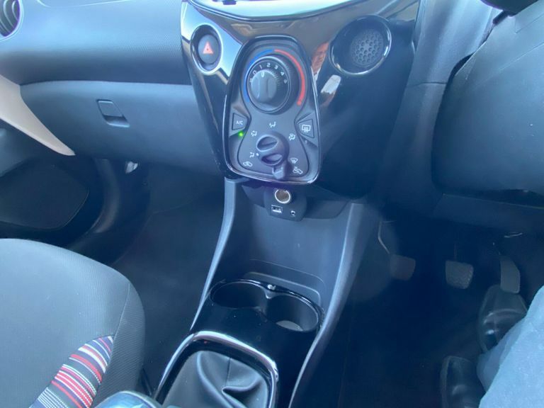 Citroen C1 1.0 Feel 1 Private Owner Only 14000 Miles Silver #16