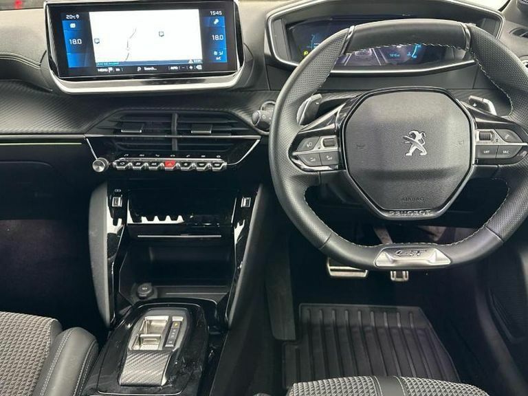 Peugeot 208 1.2 Puretech Gt Eat Euro 6 Ss Black #4