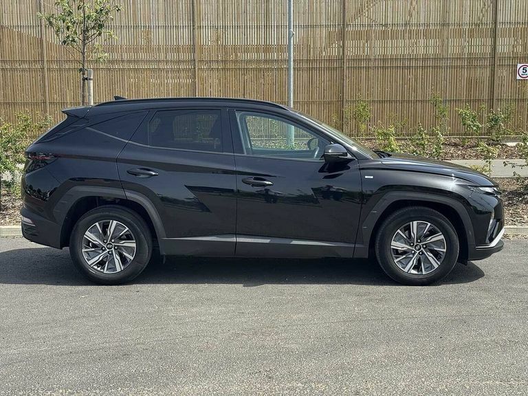 Hyundai Tucson 1.6 Tgdi 48V Mhd Se Connect 2Wd Dct Black #2