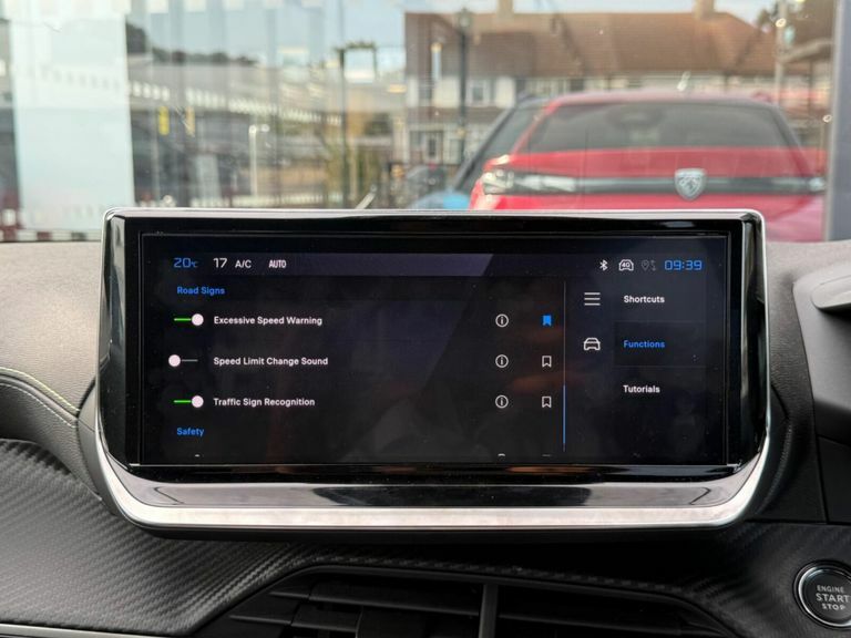 Peugeot e-2008 50Kwh Gt Suv 7Kw Charger 136 #21