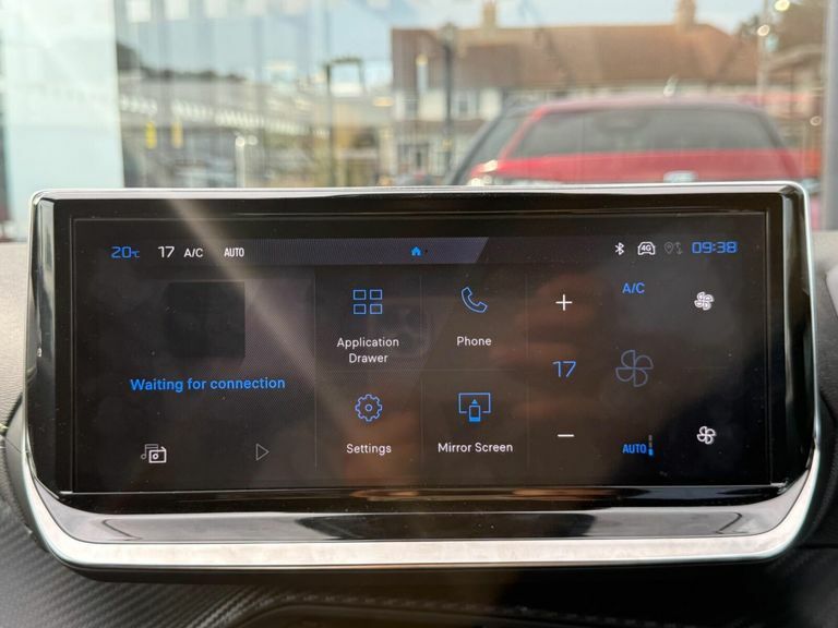 Peugeot e-2008 50Kwh Gt Suv 7Kw Charger 136 #18