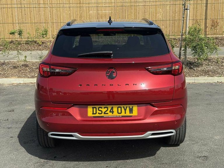 Vauxhall Grandland 1.2 Turbo Ultimate Red #3