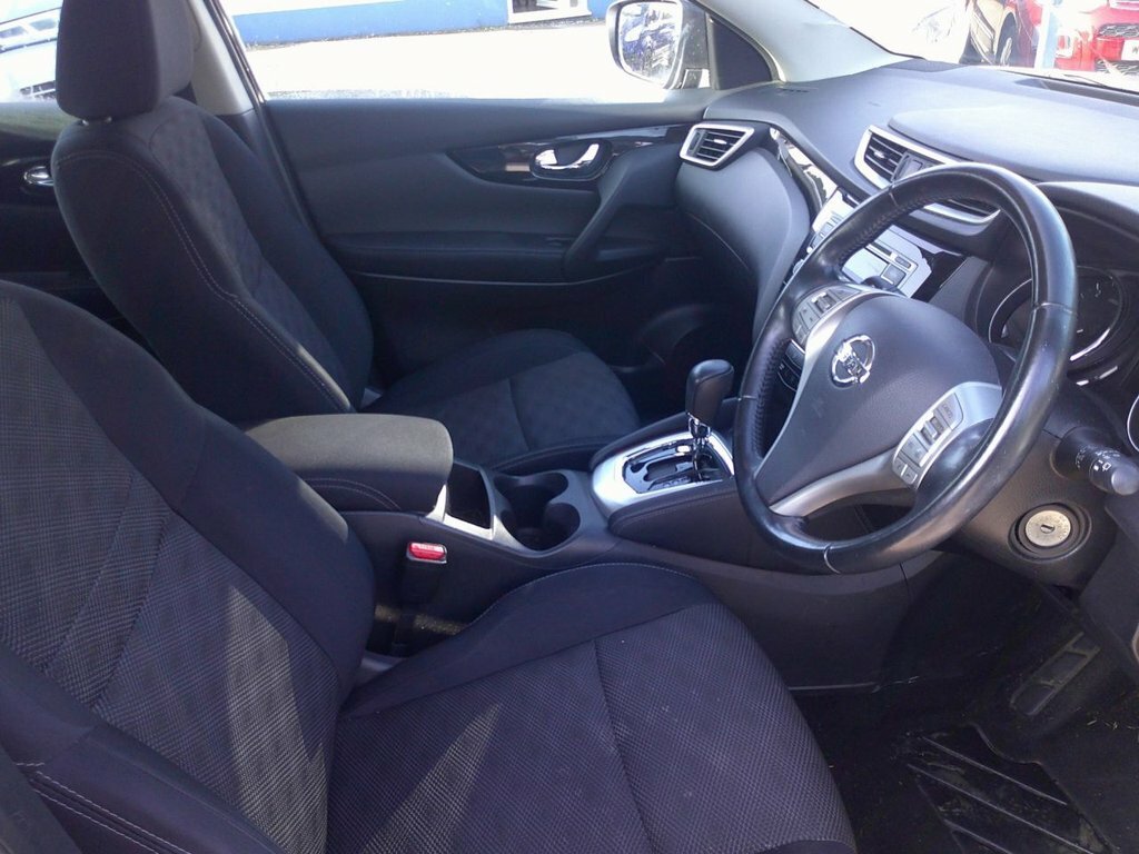 Nissan Qashqai 1.6L Dci Acenta Red #6