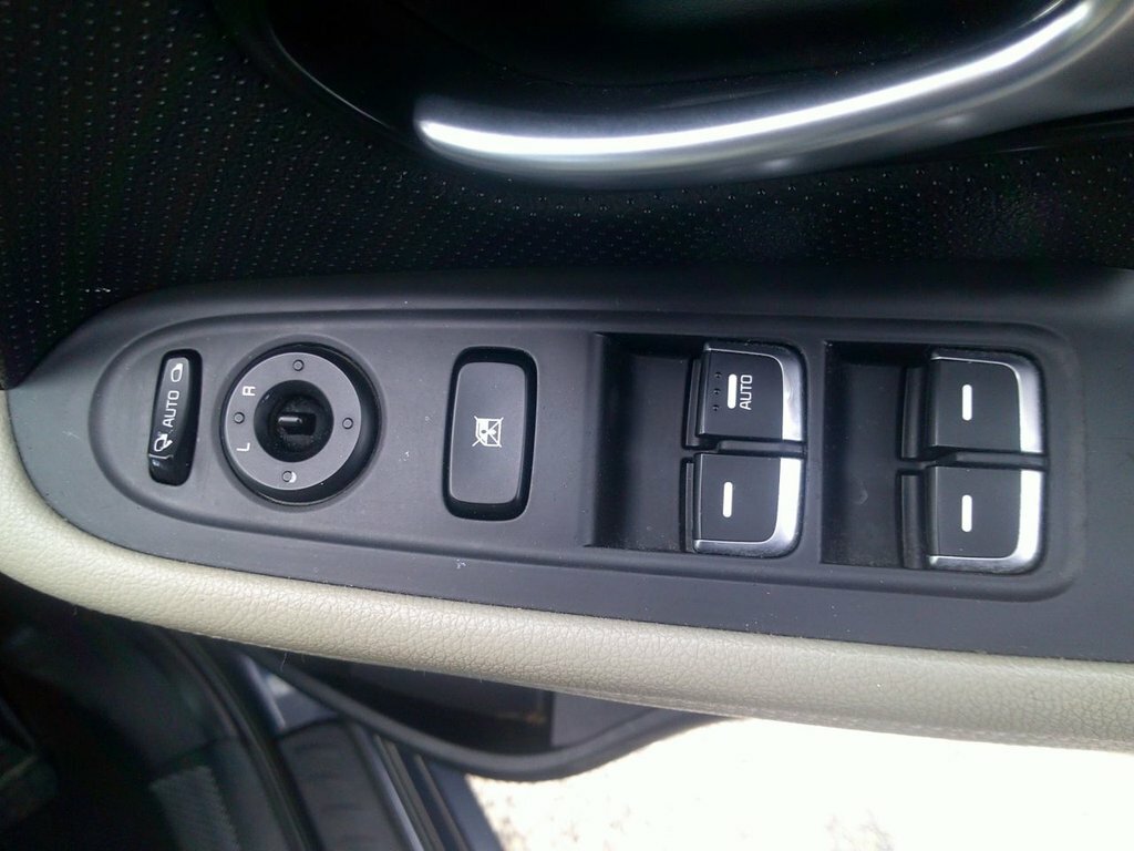 Kia Carens 1.7 Crdi 4 Dct Euro 6 Ss Black #13