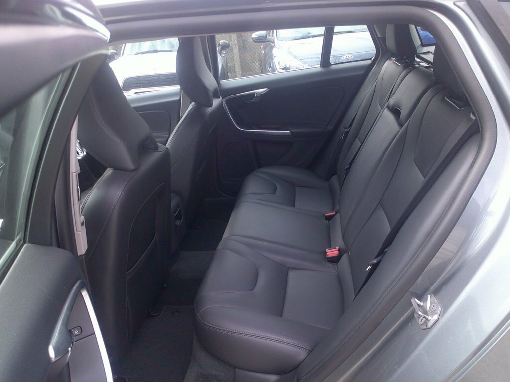 Volvo V60 2.0 D4 Inscription Pro Estate 190 Grey #9