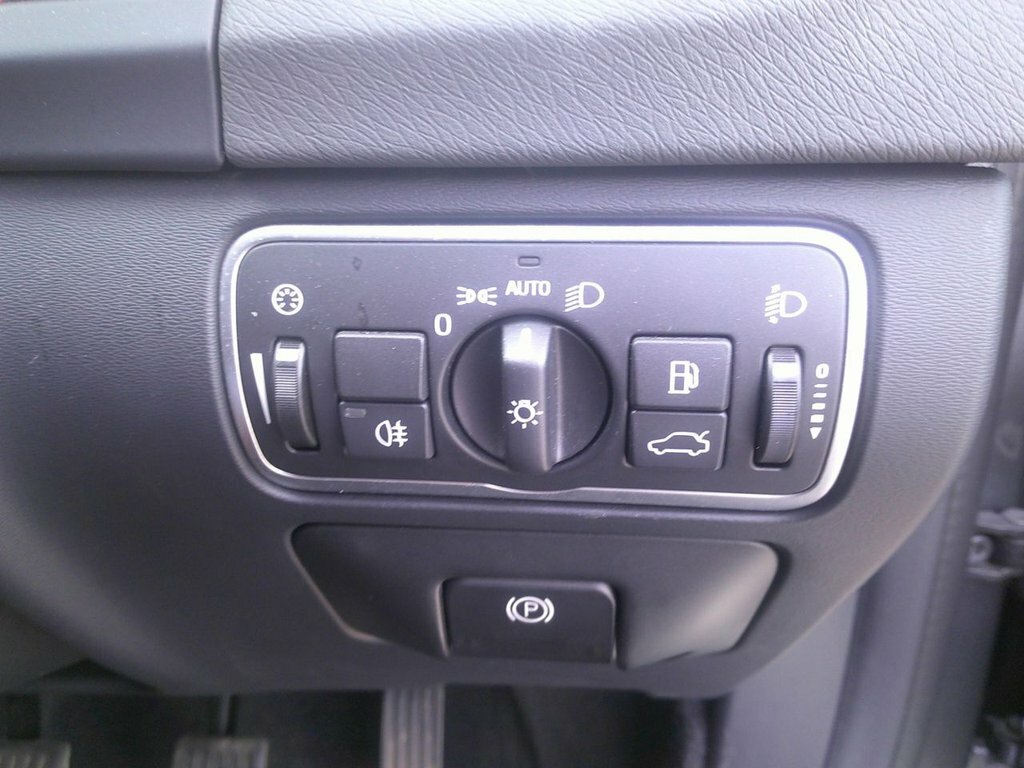 Volvo V60 2.0 D4 Inscription Pro Estate 190 Grey #13