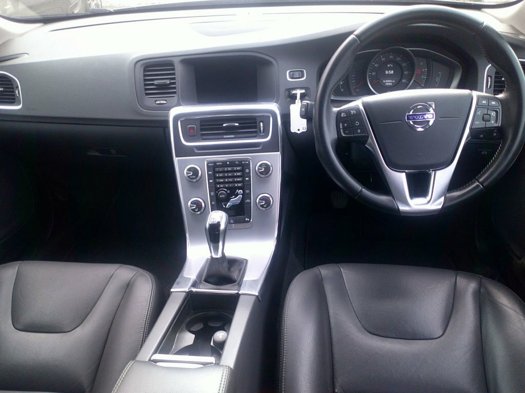 Volvo V60 2L Se Nav Grey #2