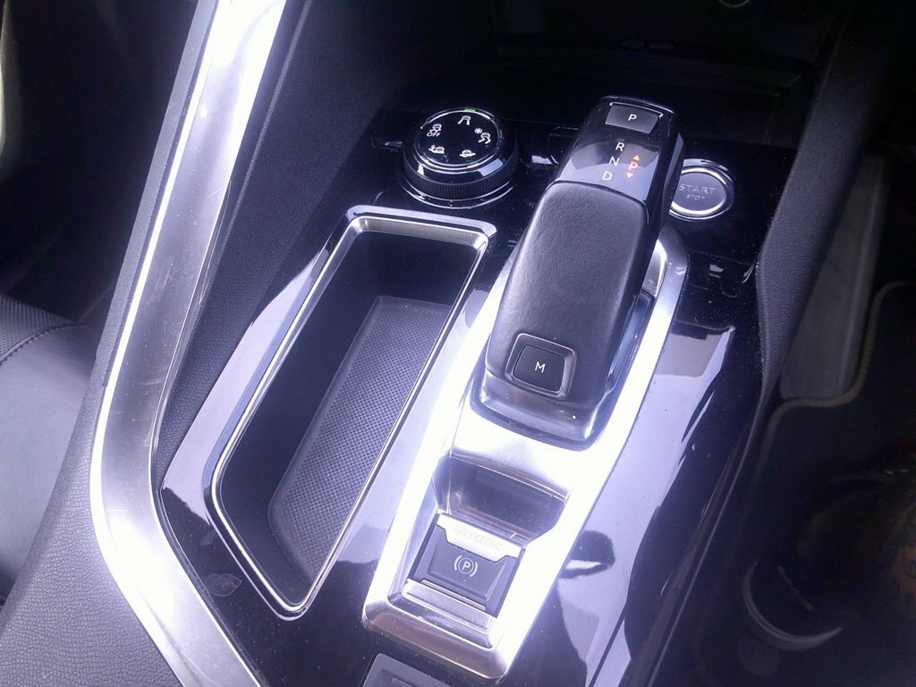 Peugeot 5008 5008 Gt Line Ss Black #27