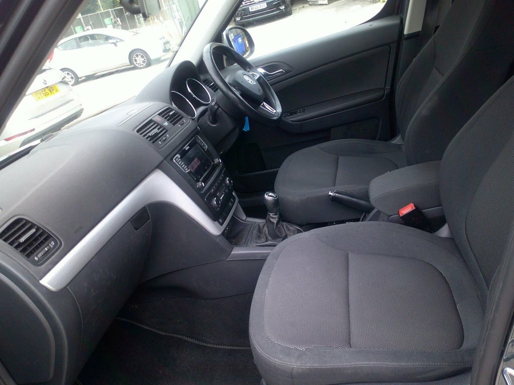 Skoda Yeti 1.2 Tsi Elegance Dsg Euro 5 Grey #11