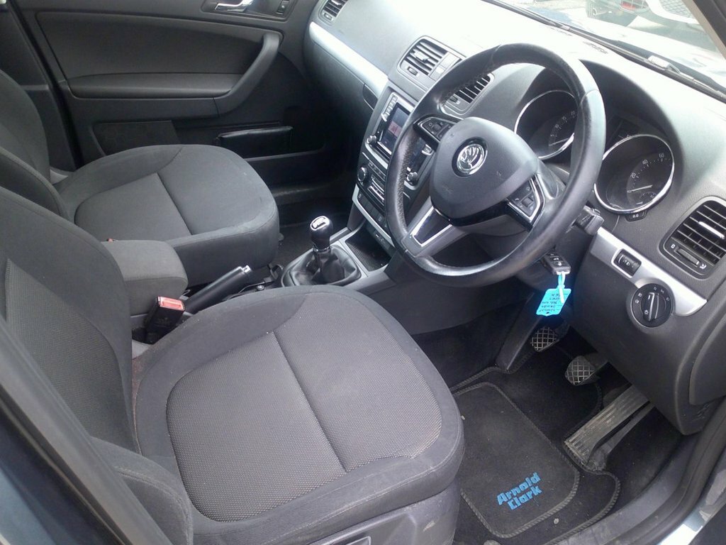 Skoda Yeti 2L Se Grey #5