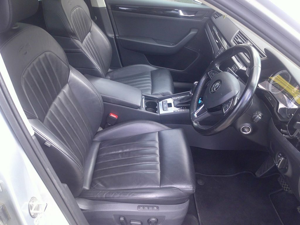 Skoda Superb Tdi Se Business U1014995 Ulez Beige #8