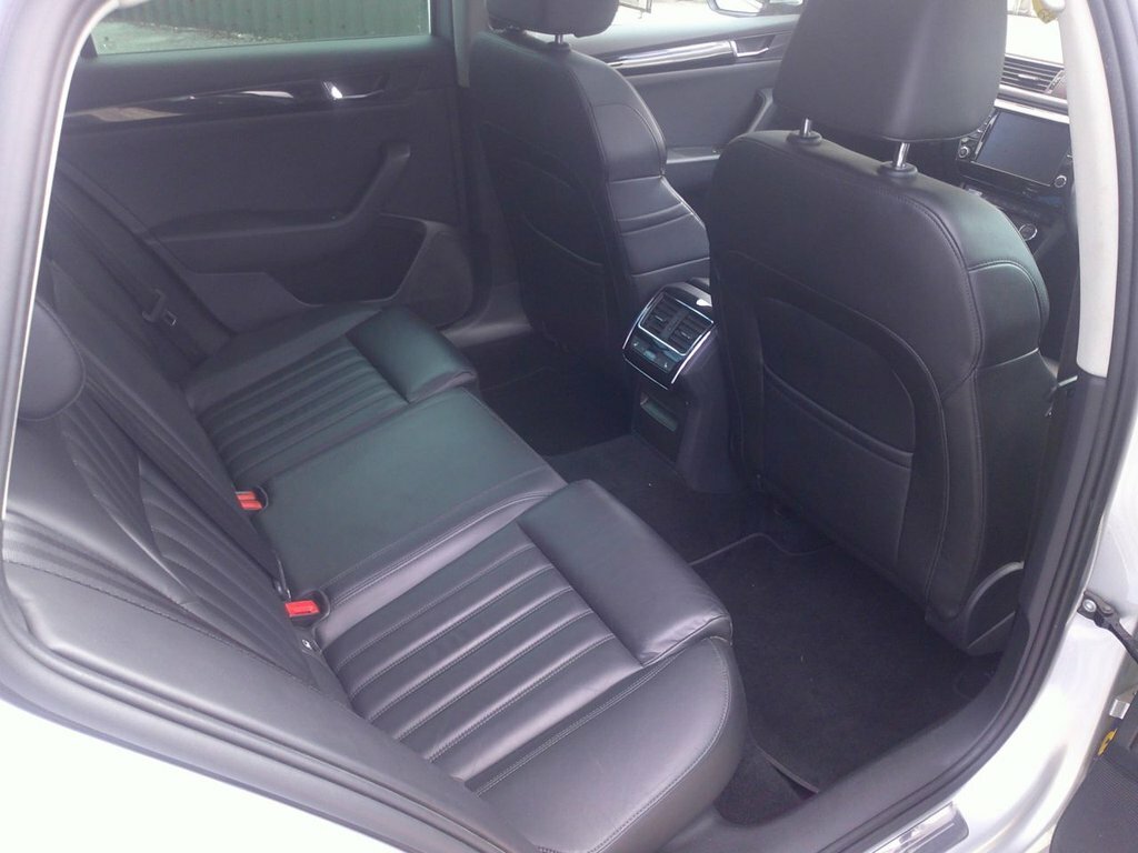 Skoda Superb 2L Laurin Klement Silver #6