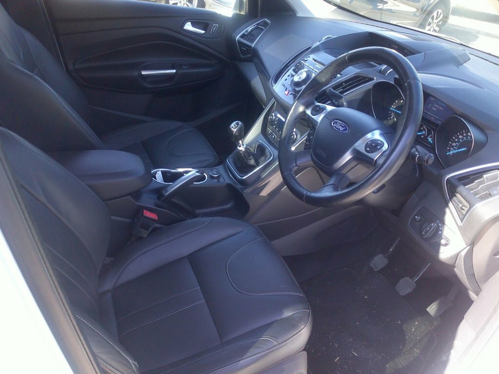 Ford Kuga 2L Titanium X White #5