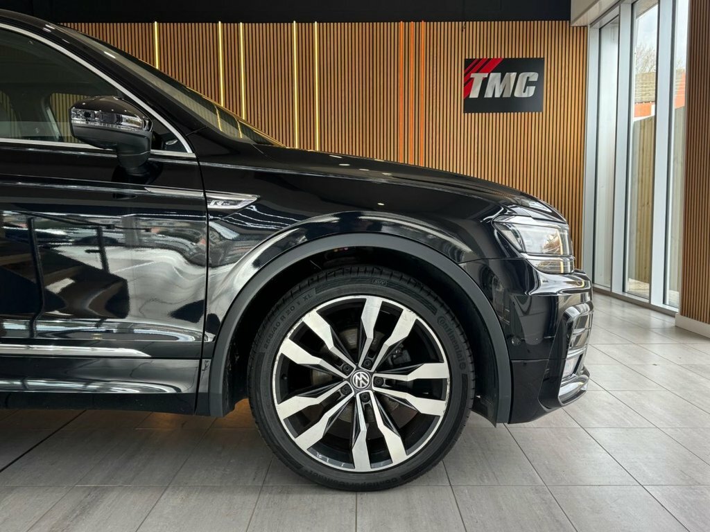 Volkswagen Tiguan 2.0 Tdi R-line Tech Suv Dsg Euro 6 S S PL69LZD Black #6