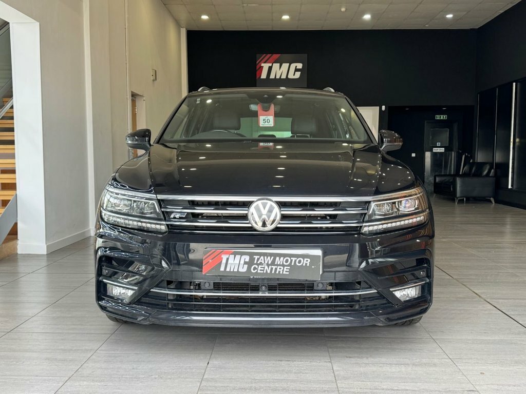 Volkswagen Tiguan 2.0 Tdi R-line Tech Suv Dsg Euro 6 S S PL69LZD Black #3