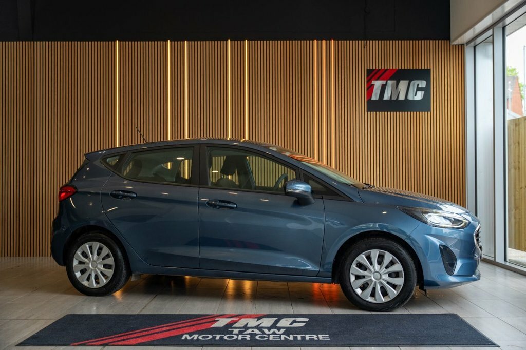 Ford Fiesta 1.0T Ecoboost Trend Hatchback Eu WG72DFC Blue