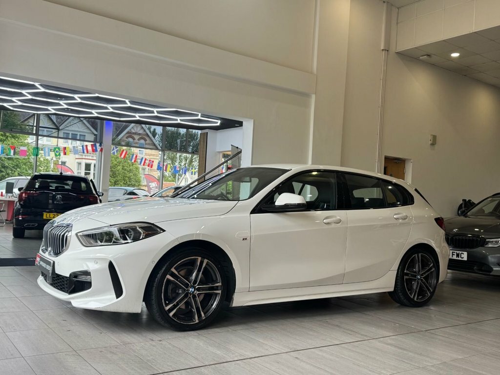 BMW 1 Series 1.5 118I M Sport Lcp Hatchback Dct Eu LO73EXA White #4