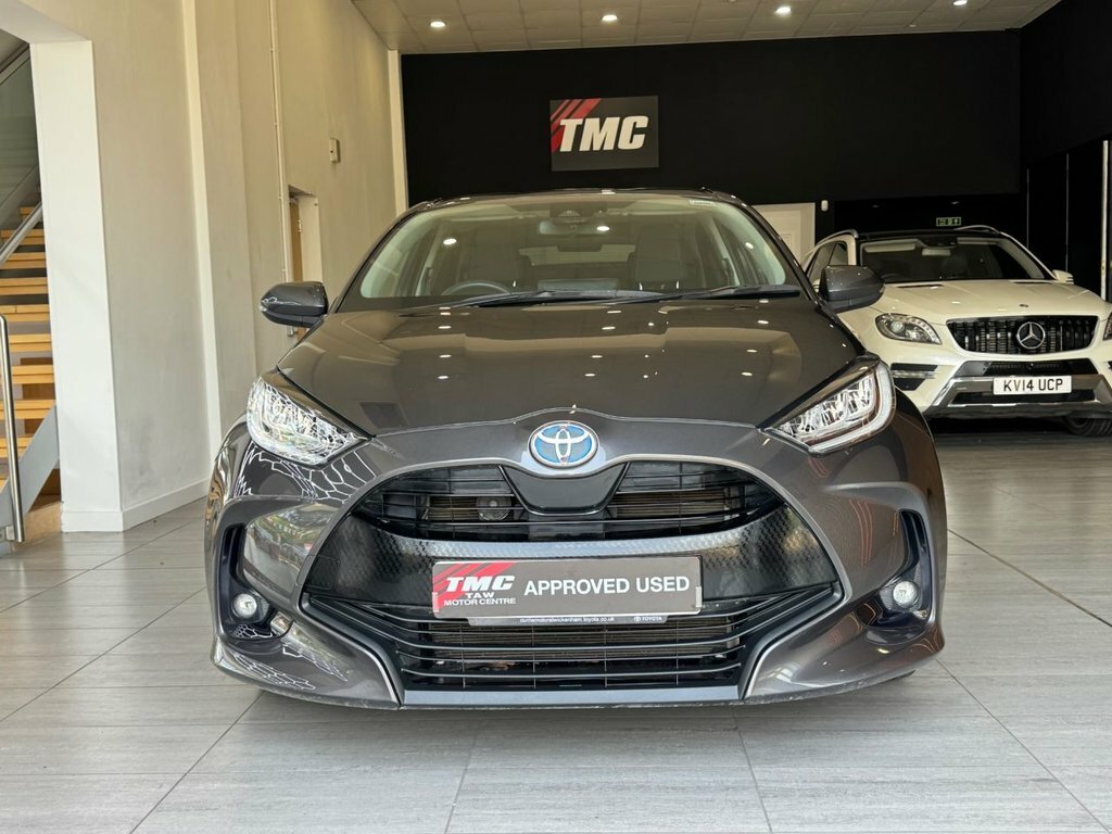 Toyota Yaris 1.5 Vvt-h Design Hatchback Hybrid E-cvt LL23VKM Grey #4