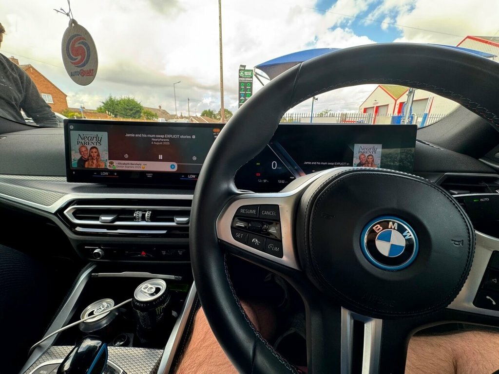 BMW i4 Hatchback Green #6