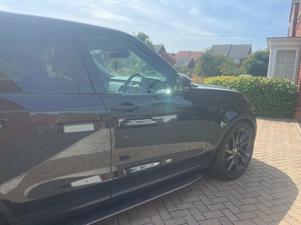 Land Rover Discovery 3L Hse Black #4