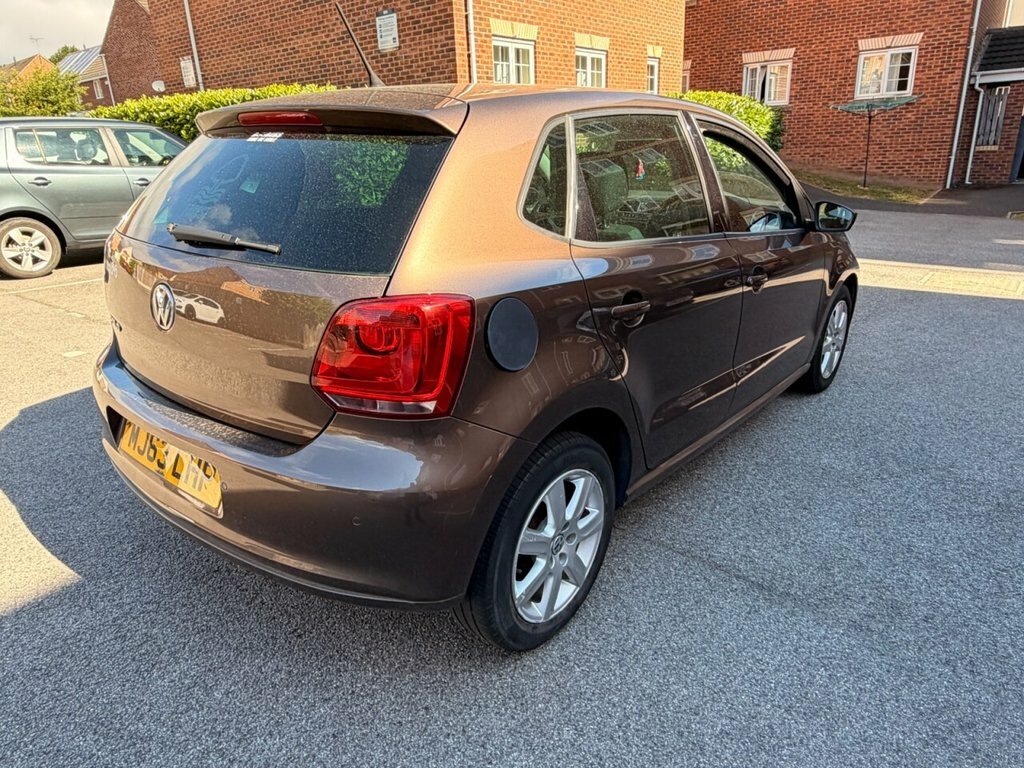 Volkswagen Polo Match Edition White #5