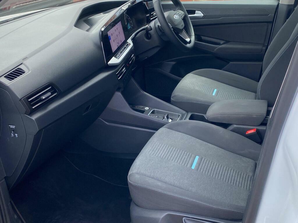Ford Grand Tourneo Connect 1.5 Ecoblue 120 Active Powershift Black #15