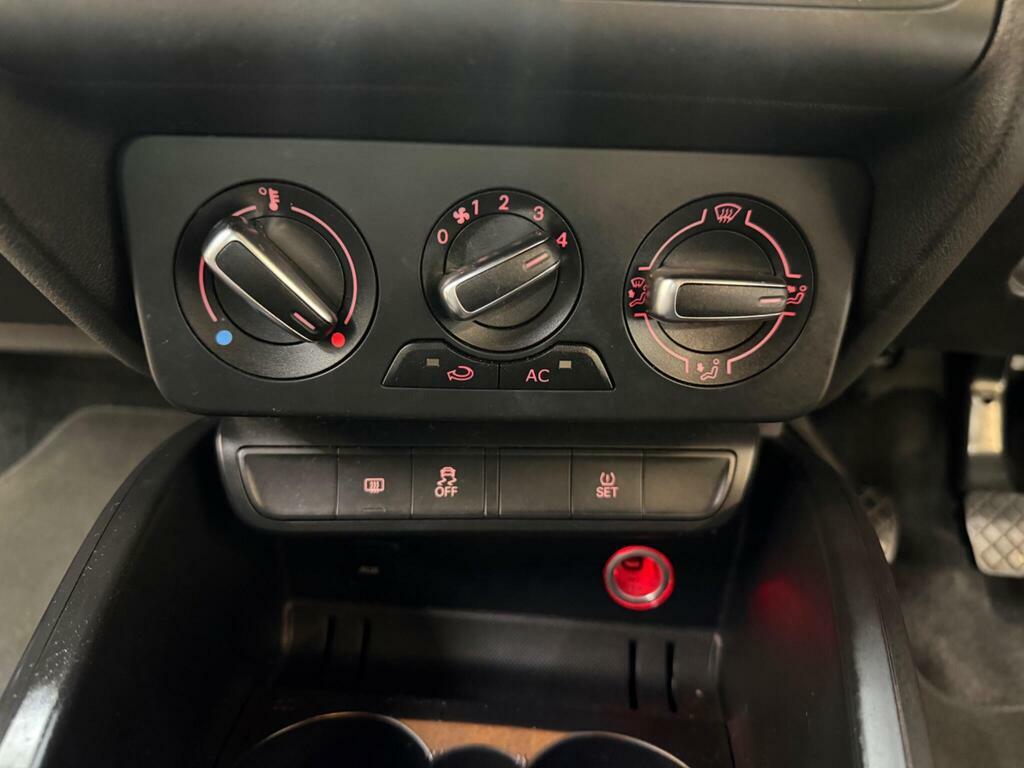 Audi A1 1.2 Tfsi Se Sportback Euro 5 Ss White #35