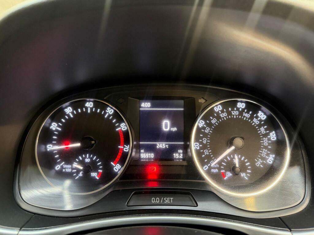 Skoda Fabia 1.0 Tsi Monte Carlo Estate Euro Black #31