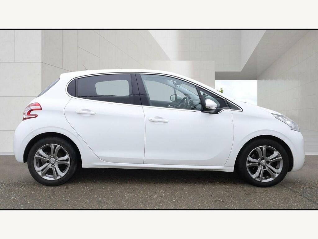 Peugeot 208 1.2 Vti Allure Euro 5 White #5
