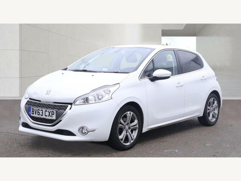 Peugeot 208 1.2 Vti Allure Euro 5 White #2