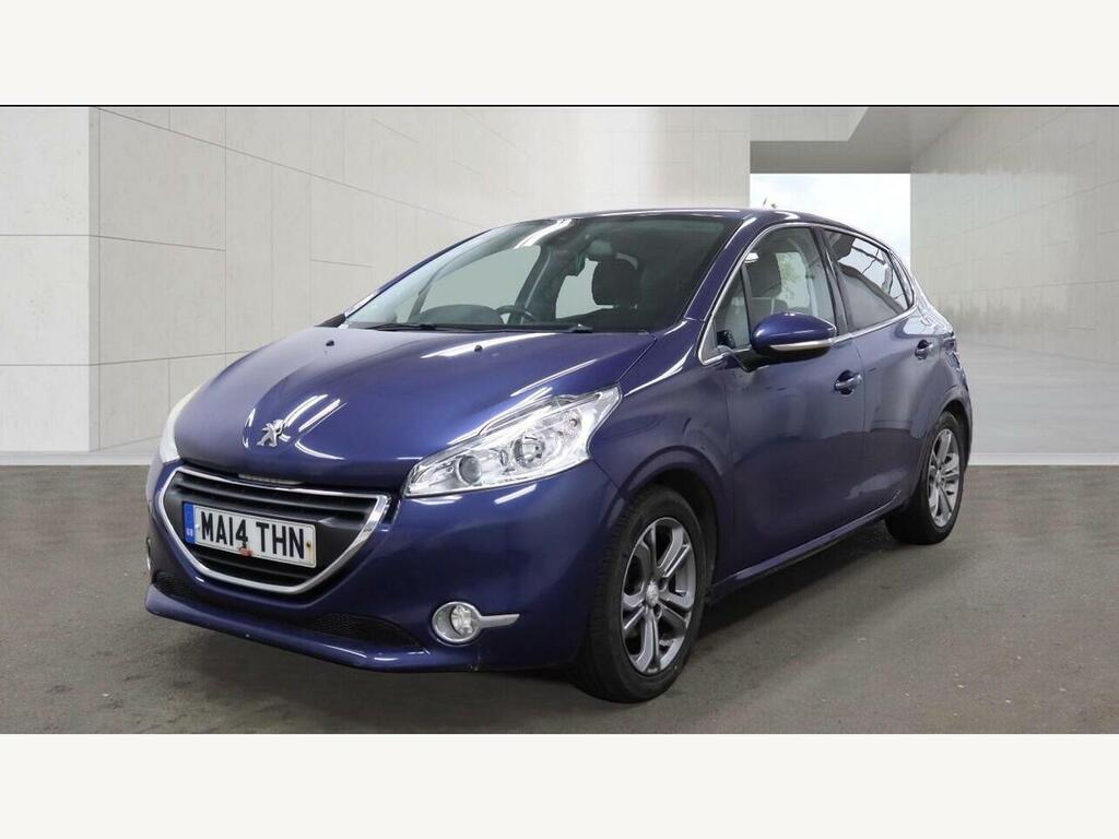 Peugeot 208 Allure Pink #2