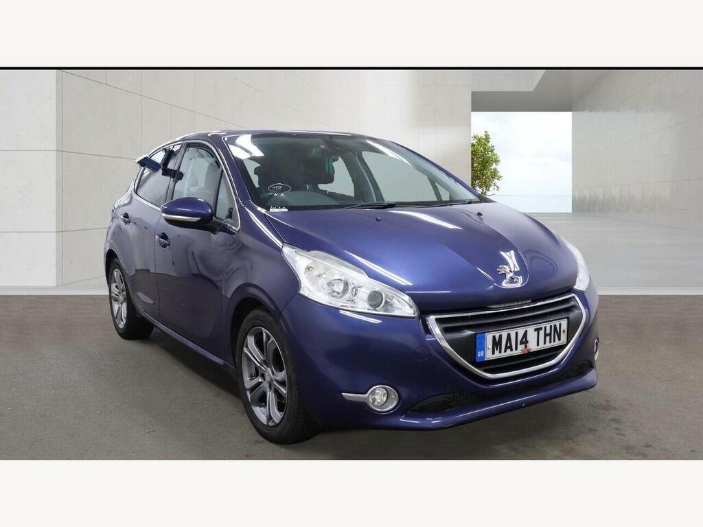 Peugeot 208 Allure Pink #1