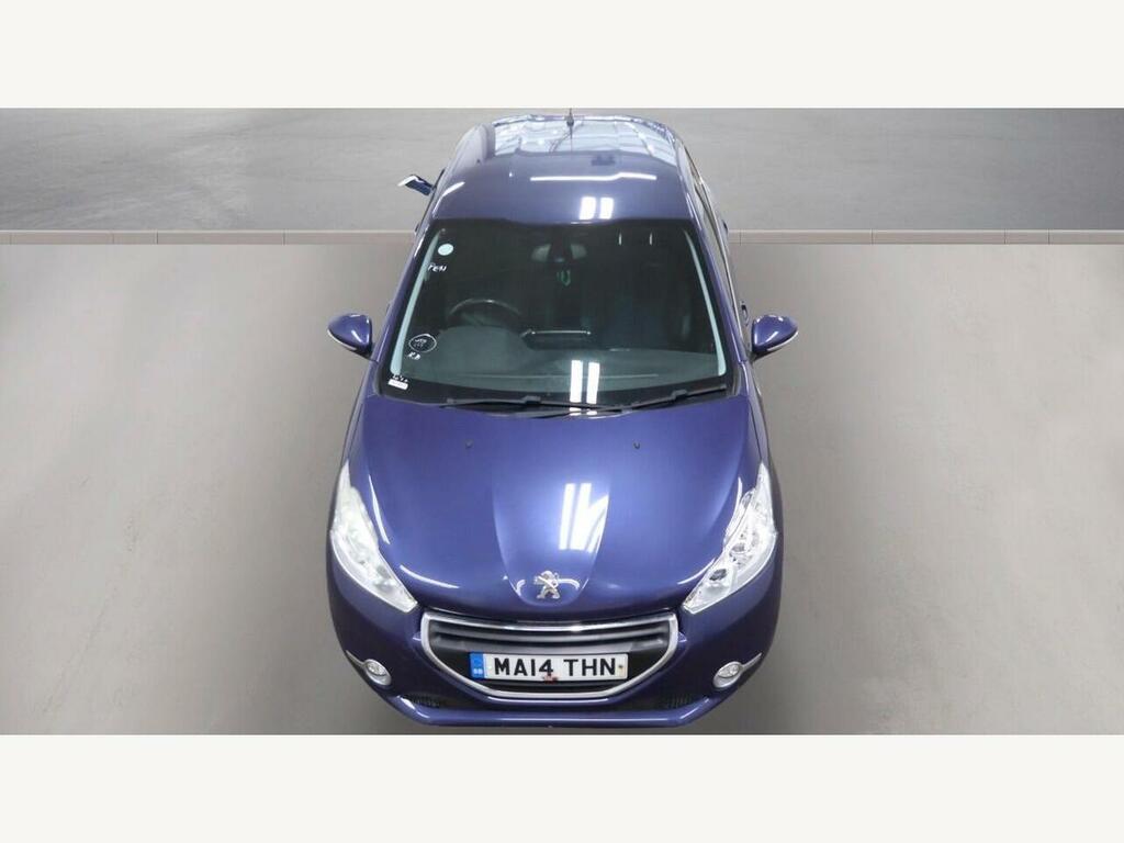 Peugeot 208 Allure Pink #7