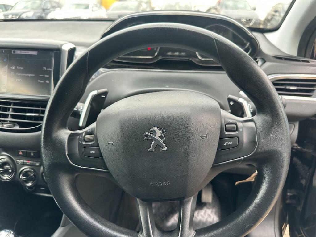 Peugeot 208 1.2 Vti Active Euro 5 Grey #41