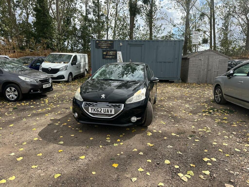 Peugeot 208 1.2 Vti Active Euro 5 Grey #2
