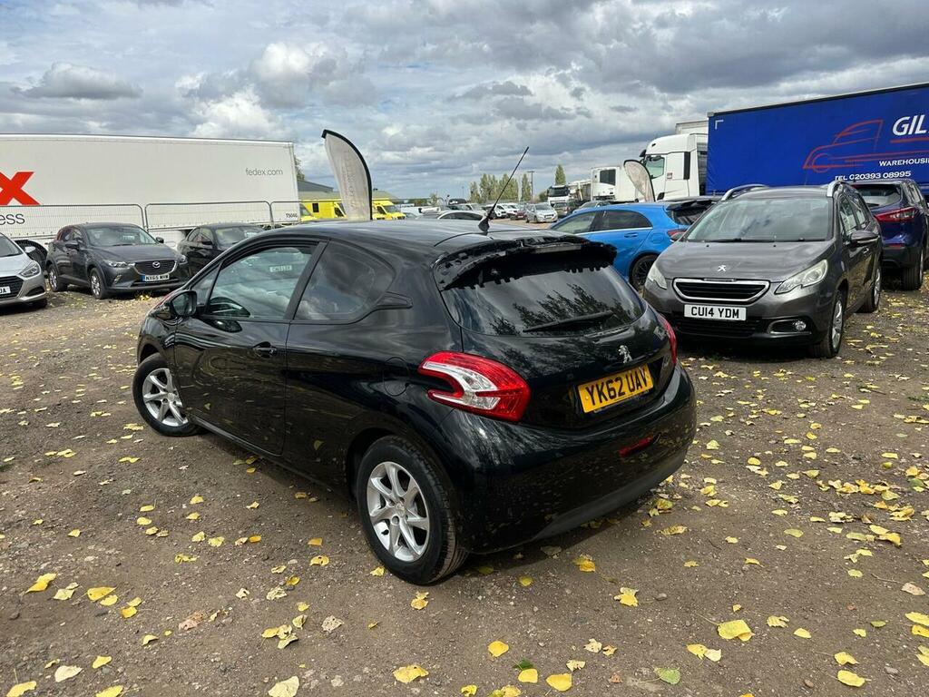 Peugeot 208 1.2 Vti Active Euro 5 Grey #12