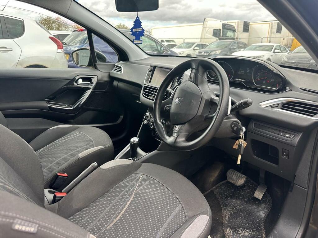 Peugeot 208 1.2 Vti Active Euro 5 Grey #24