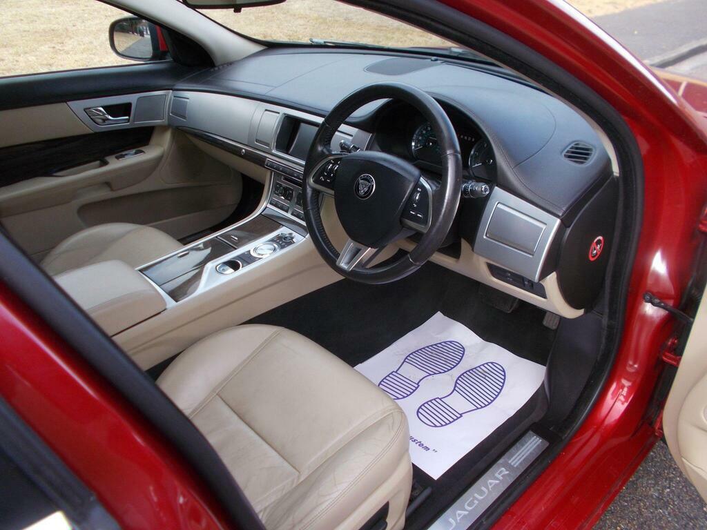 Jaguar XF 2.2D Luxury Euro 5 S S Red #3