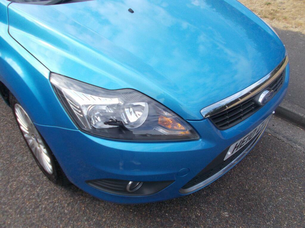 Ford Focus 1.6 Zetec S. Sporty Family Car Blue Blue #14