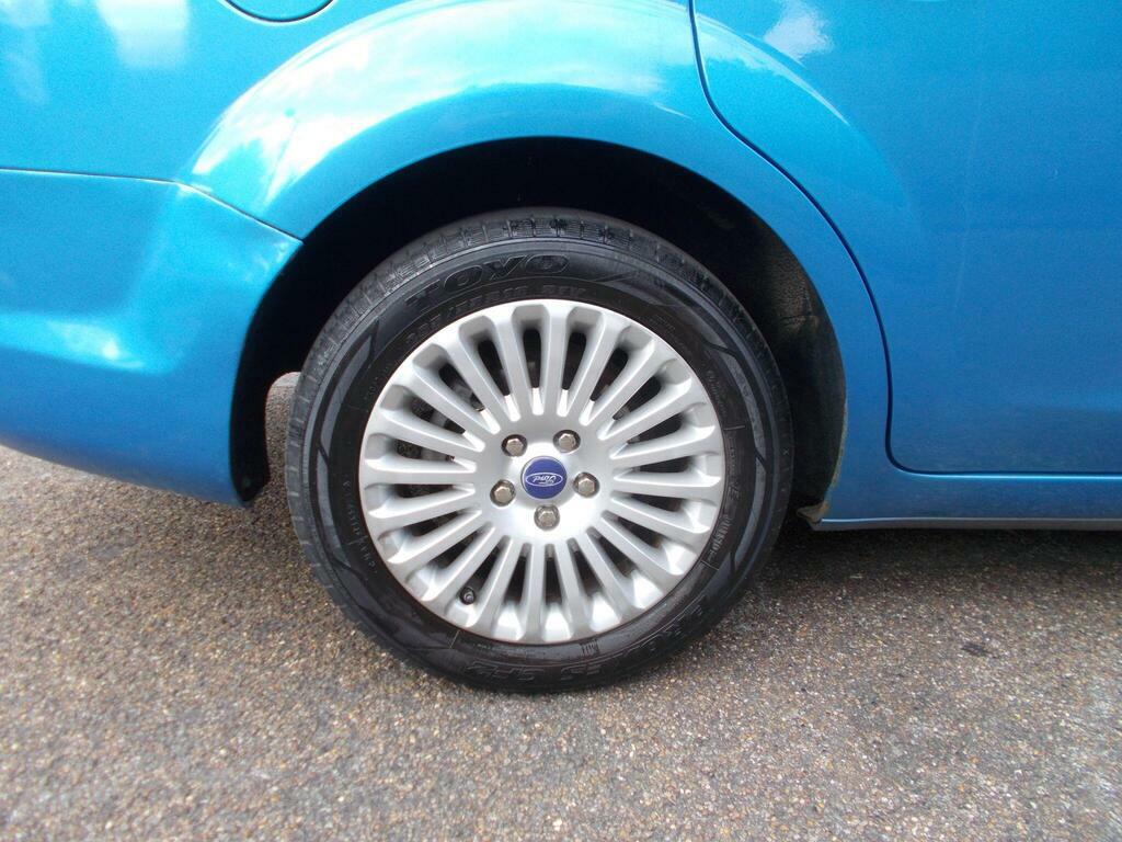 Ford Focus 1.6 Zetec S. Sporty Family Car Blue Blue #12