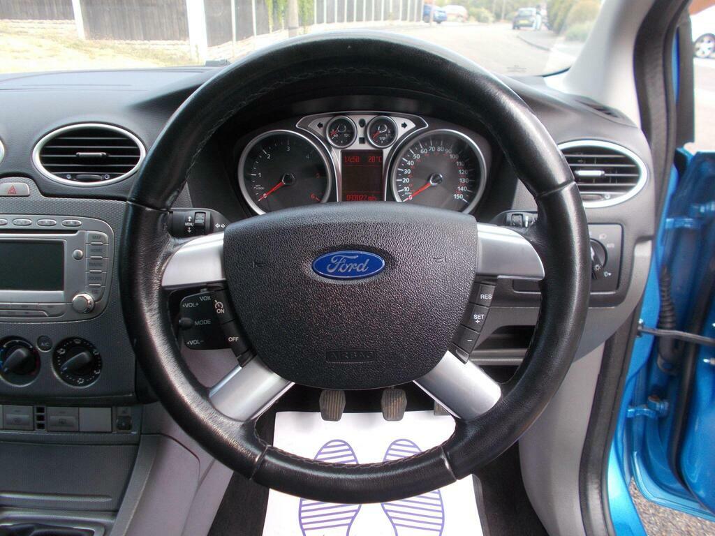 Ford Focus 1.6 Zetec S. Sporty Family Car Blue Blue #7